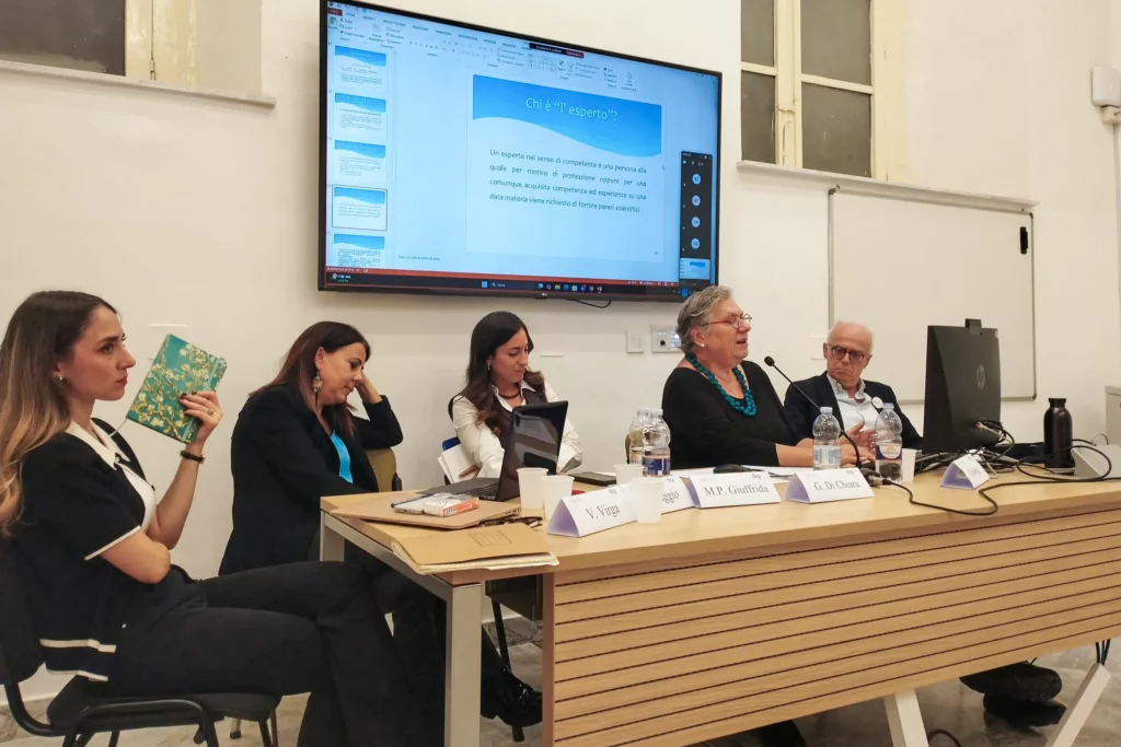 Relatori al tavolo durante il convegno “La formazione del mediatore” al Dipartimento di Giurisprudenza di Palermo